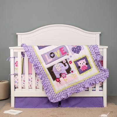 China Hot Sale 4pcs Disposable Crib Bedding Sets For Girls Purple Butterfly New Embroidery Design for sale