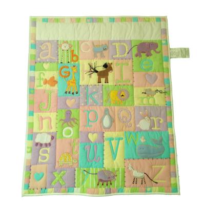 China 100 handcrafted soft embroidery cotton applique baby quilts wholesale cute vermicelli stitch for sale