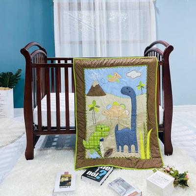 China Nondisposable Animal Baby Quilt Low Price Inventory Cotton Animal Crib Quilt for sale