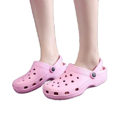 China Wholesale New Children's Garden Shoes Boys Hole Shoes Girls Breathable Sandals and Non-slip Slippers Kids Large Beach Slippers for sale