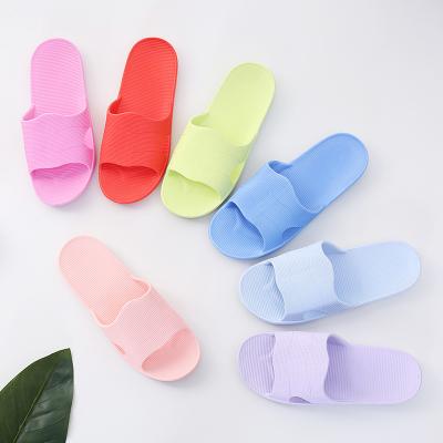 China Cushioning New Design Custom Hotel Bathroom Slippers Beach Flip Flops EVA Home Slippers for sale