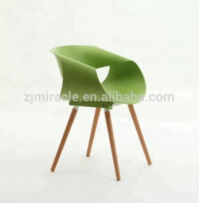 China Dining Chair Beauty Salon Seat Plastic Wood Leg Round Modern Design Furniture Relaxing Chair for sale