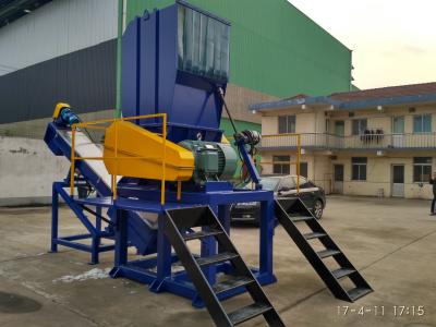 China 380V Single Rotor Shredder High Torque For All Kinds Of Hazardous Waste for sale