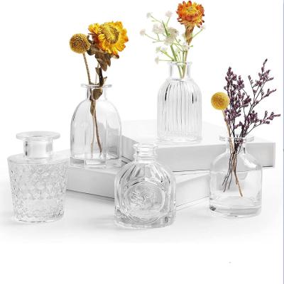 China Modern Elegant & Unique Small Opening glass transparent bud vase for central decoration, office, dining table and wedding reception for sale