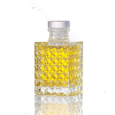 China New Type Cosmetic Perfume Bottle Uniquely Shaped Luxury Empty Clear Bottle Aromatherapy for sale