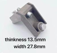 Chine Meurent la largeur en aluminium moulée du joint de coin de profil de fenêtre 13.5mm Thinkness 27.8mm à vendre