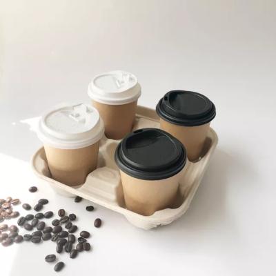 Chine La vaisselle biodégradable libre en plastique 2 de bagasse 4 tasses 28g sortent le transporteur de tasse de papier à vendre