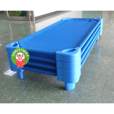 China Easy fold ready to assemble standard size kiddie blue cradle for sale