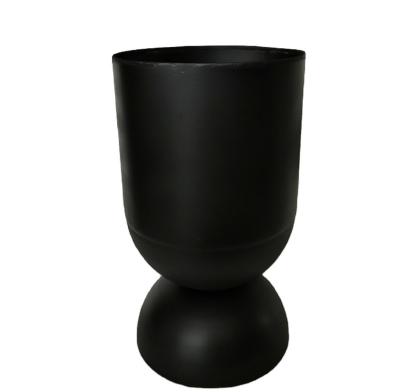 China CLASSIC Metal Stand Plant Pot Metal Flower Bucket Black Color Flower Pot for sale