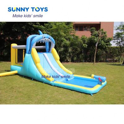 China Amusement Park Sales Jumping Castle Jumping Castle With Slide for sale