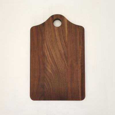 China Sustainable Wooden Cutting Board Acacia Nut Wood Choppers with Juice Groove for Kitchen for sale