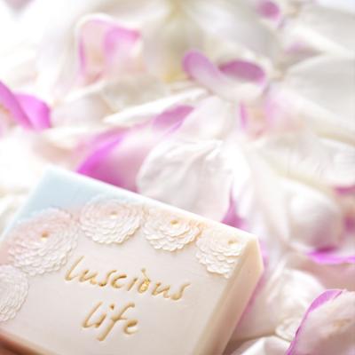 China Handmade Organic Natural Basic Cleansing Toilet Whitening Face Bar Turmeric Soap Wholesale Soap Manufacturers for sale