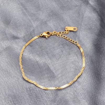 China Fashion Environmental Friendly Single Chain Stainless Steel Gold Plated Charm Smooth Twisted Thin Bracelet for sale