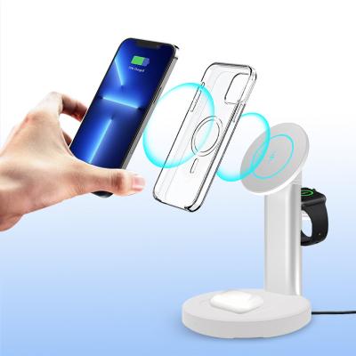 China Factory Supply Fast Electronics Mobile Phone Smart Zinc Alloy Desktop 3 in 1 Android Phone and Watch Wireless Charging Stand for sale