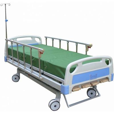 China Height Adjustment 450-700mm 5 Function Manual Hospital Bed for sale