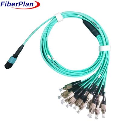 Cina Mtp Mpo Fiber Jumper Cables PVC LSZH OM3 MPO MTP Fiber Optic Loopback con bassa perdita di inserimento in vendita