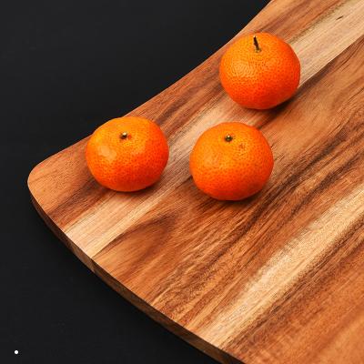 China Sustainable Wal-Mart Wooden Cutting Board Kitchen Cutting Board With Non-Slip Handle And Tray Bamboo Cutting Board for sale