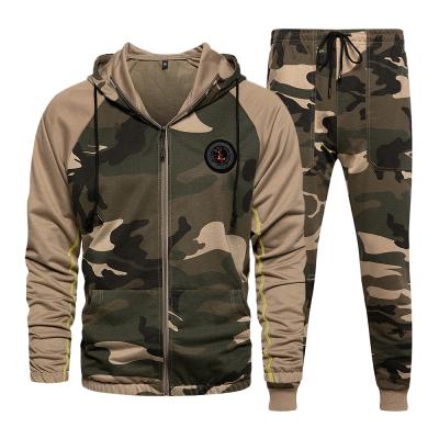 China Viable Set 2 Pieces Sporting Male Hoodies Sweatshirts Tracksuit Men Hoodies And Pants Sets Camouflage Hoodie for sale