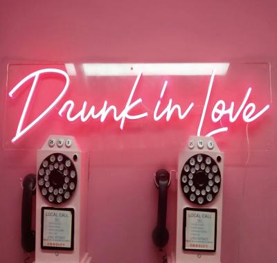 China Warehouse free shipping drunk in love 70cm wedding neon sign party decoration wall signage led neon custom sign for sale