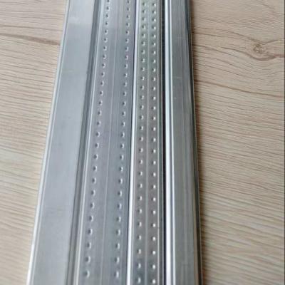 China Hardnes Shine Surface  Aluminum Spacer Bar in Different Sizes for Superior Insulation Glass Units for sale