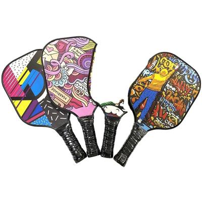 China Comfortable Body Grip Customized Logo Rachet Outdoor Sport PP UV Honeycomb Printing Carbon Fiber Pickle Ball for sale