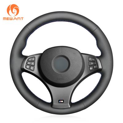 China Atualize o seu X3 E83 2005-2010 Interior com MEWANT Cow Hide Steering Cover à venda