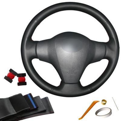 China Cobertura do volante personalizada de couro artificial para Toyota Yaris Vios RAV4 2006 2007 2008 2009 2010 2011 2012 2013 Scion XB à venda