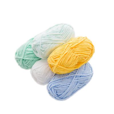 China Wholesale Low Shrinkage Fancy Yarn 100 Polyester Yarn Bulky Chenille Yarn For Knitting Sweater for sale