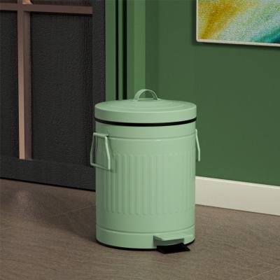 China Retro Mail 5L/8L/12L Foot Operated Garbage Box Green Viable Metal Trash Can For Home Hotel Bathroom Pedal Trash Cans for sale