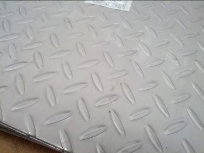 China 304 / 304L / 321 / 316L Hot Rolled Steel Sheet , 3mm - 8mm Chequered Floor Plate for sale