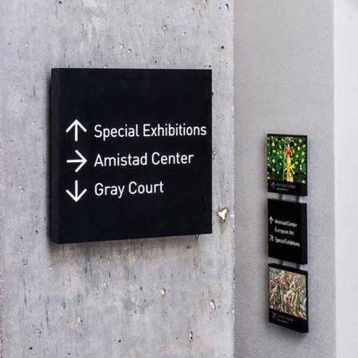 China Buildings hang toilet acrylic signage logo way finding led signage office acrylic wayfinding room led signage letter for sale