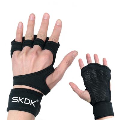 China Gloveweightlifting glove factory supply gym exercise fitness gloves men direct weightlifting training anti-skid for sale for sale