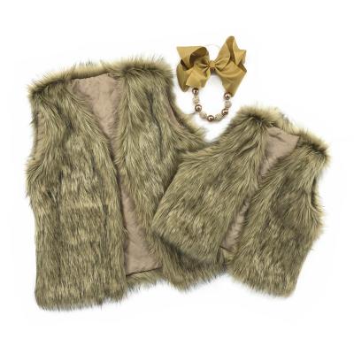 China Sustainable Fashion Fluffy Mama And Me Vest Faux Fur Winter Invest Top Girls Outerwear for sale