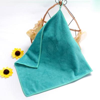 China Small Towel Disposable Micro Hook Fiber Kitchen and Dining Room Self Repair Oil Absorbing Hanging Towel for sale