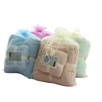 China Velvet Child Safe Coral Towel Set Hot Selling Plush Coral Towel Gift High Density Coral Fleece Bath Towel for sale