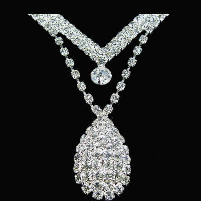 China Wholesale ALLOY Silver Plated Crystal Rhinestone Tear Drop Pearl Necklace Earrings Wedding Bridal Jewelry Sets for sale