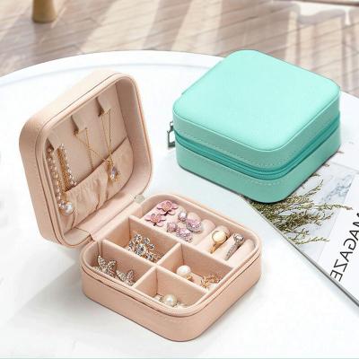 China Wholesale Travel Jewelry Organizer Jewelry Case Boxes Storage Ring Earrings Zipper Clamshell Small Portable Leather Jewelry Box for sale