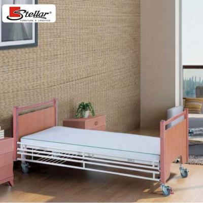 China Durable Home Care Bed Manual 2 Function Stainless Steel Manual Lift Hospital Beds For Home Use for sale