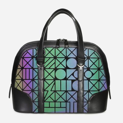 China Casual Geometric Ladies Office Luminous Messenger Bag For Women Quality Shoulder Bag for sale