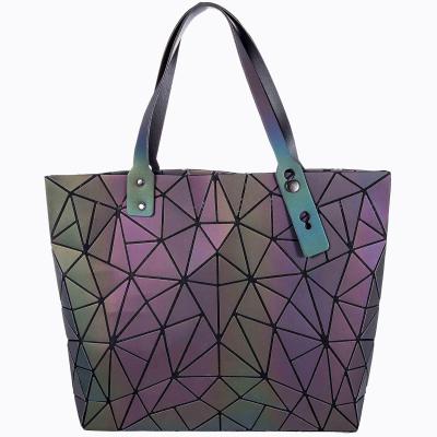 China Lady Fashion Bright Tote Handbag Geometric Shoulder With Custom Logo Lady Handbag for sale