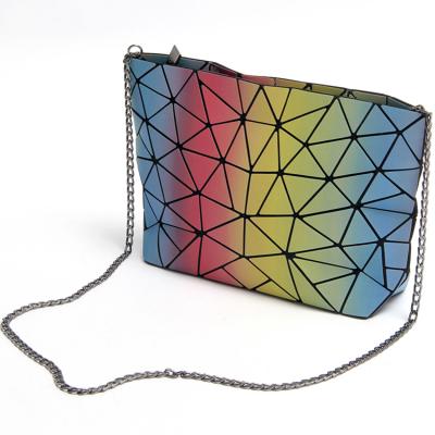 China High quality best brand new products rainbow chain ladies cross shoulder bags for sale