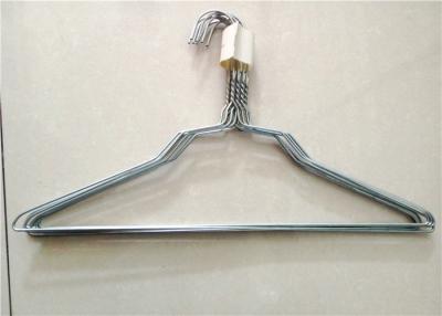 China 18 Inch Lightweight Laundry Metal Coat Hangers Anti Slip Power Finishing for sale