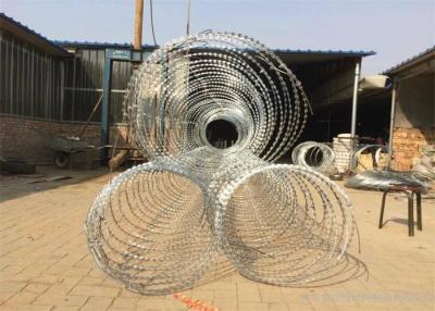 China Concertina Razor Barbed Wire / Hot Dipped Galvanized Razor Wire for sale