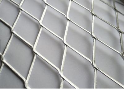 China Diamond Shape Aluminum / Ss304 Expanded Metal Mesh Security Mesh Fence for sale