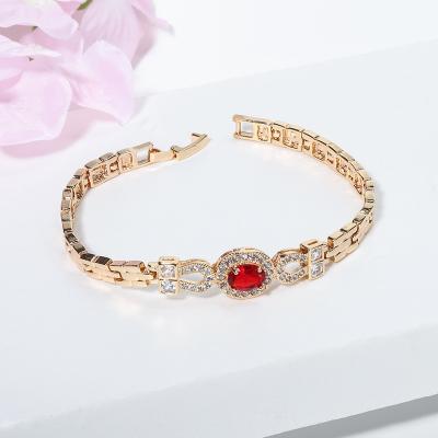 China Simple design Hot-selling newcomer FASHIONABLE Crystal Zircon Brass Bracelets for women jewelry for sale