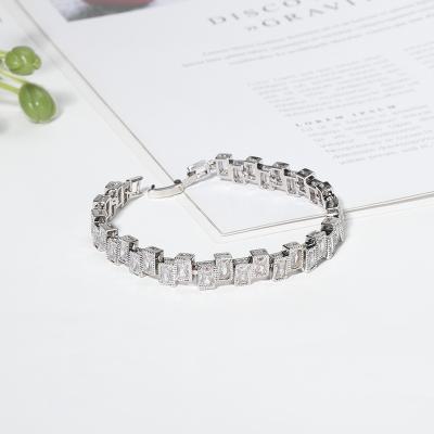 China Factory Price TRENDY Fashion Crystal Zircon Bracelets Sweet Ladies Jewelry Girly Gifts for sale