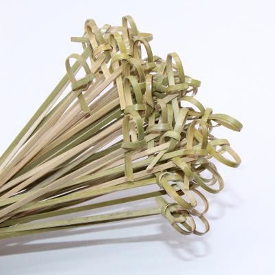 China Factory Direct Easily Cleaned Disposable Party Picks Knotted Green Red Black Bamboo Skewers for sale