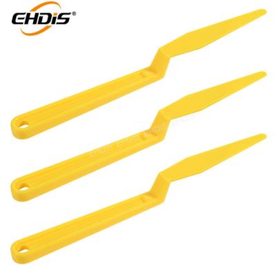 China Yellow Leg Squeegee Ehdis Wrap Tool Window Tint Trim Handle Leg Corner Squeegee for sale