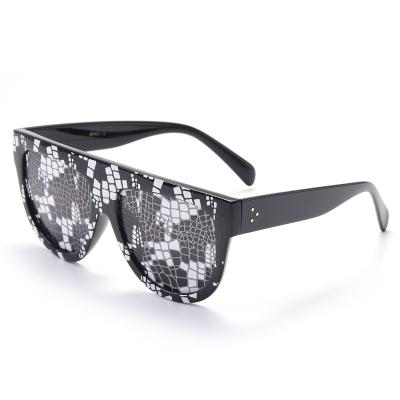 China 2021 Mosaic Print Fashion hot sale designer women's sunglasses fashionable party for sale