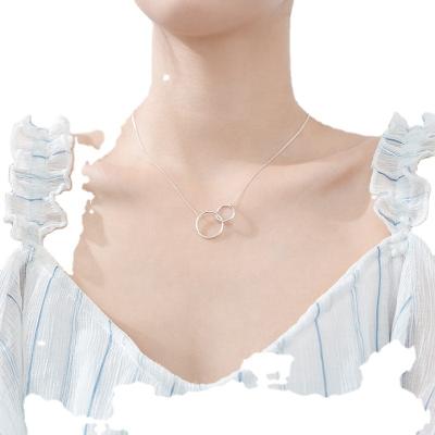 China Latest CLASSIC Necklace Designs Circle Flower Handmade Short Necklace for sale